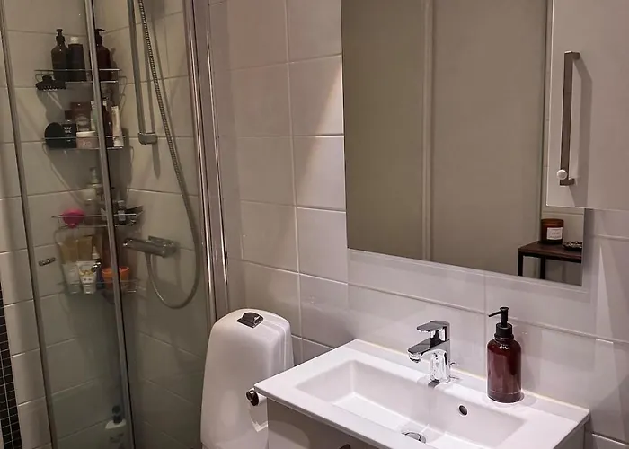 아파트 With 2 Bedrooms And High Standard 트롬쇠