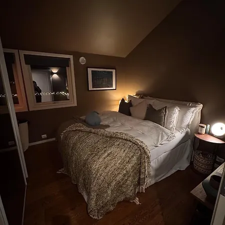 With 2 Bedrooms And High Standard Апартаменты Тромсё
