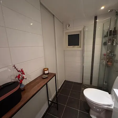 With 2 Bedrooms And High Standard * Тромсё
